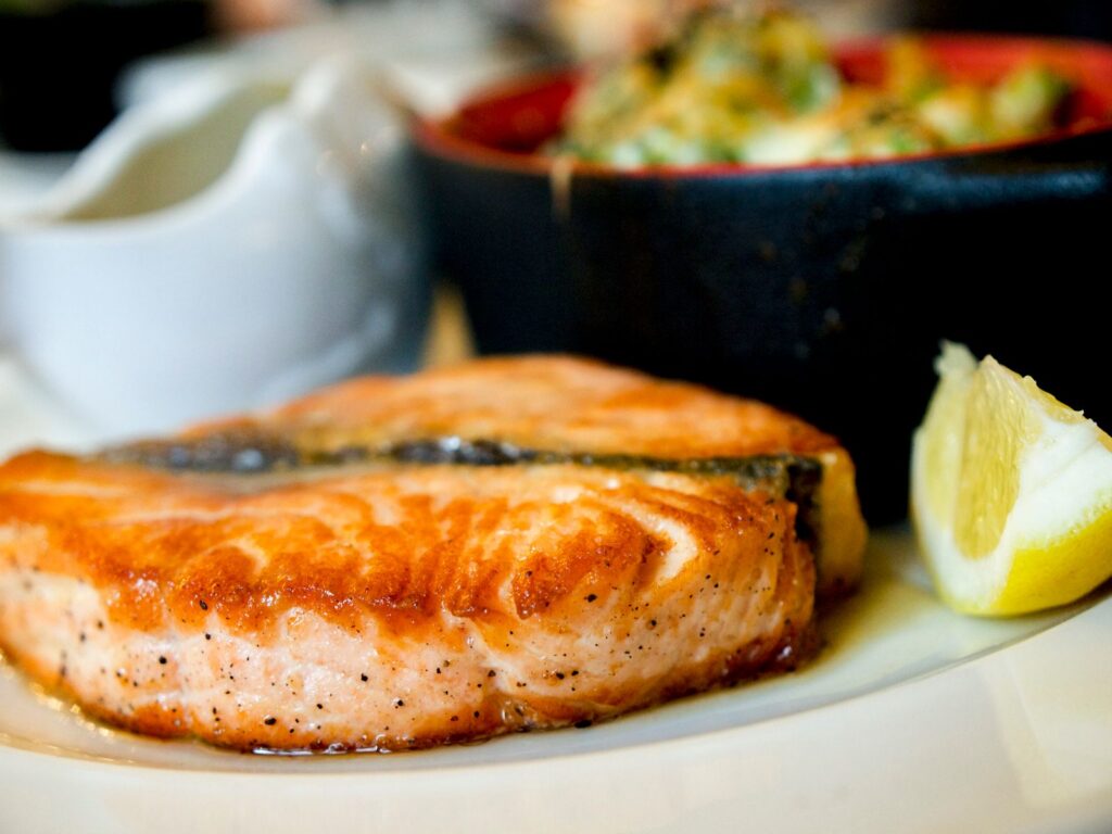 Salmón al horno con limón